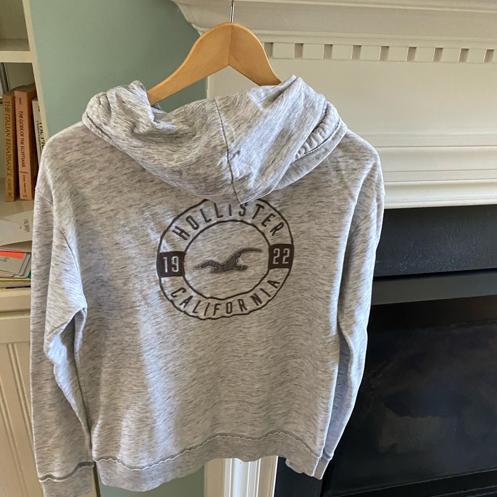 Hollister gray hoodie